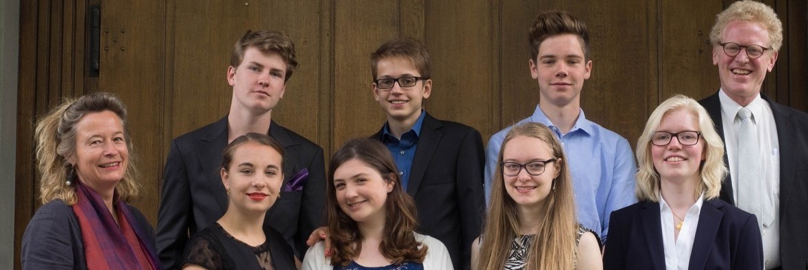 14.5 Kinder und Jugendliche tab links Konfiration